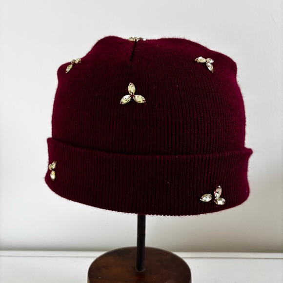 Burgundy red diamonty embellished rib knit beanie stocking cap - Picture 1 of 7